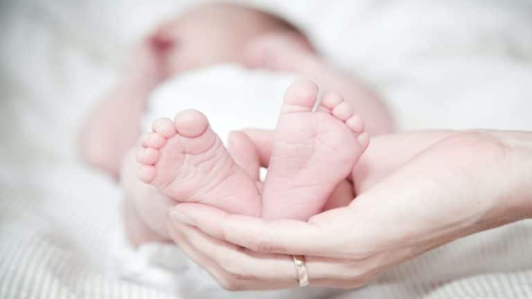 BABY BORN