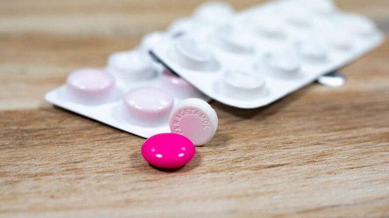 PILL (2)