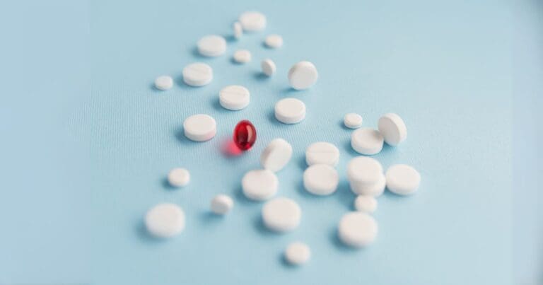 הלימת הטיפול התרופתי ב- Ciprofibrate, התוויה והתאמה לתפקוד כלייתי